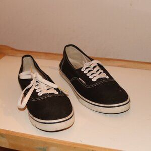 Vans black low top womens size 8.5 mens size 7